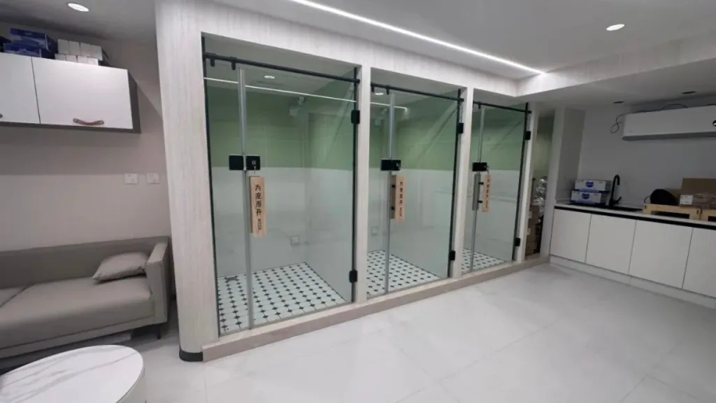  dog hotel near me