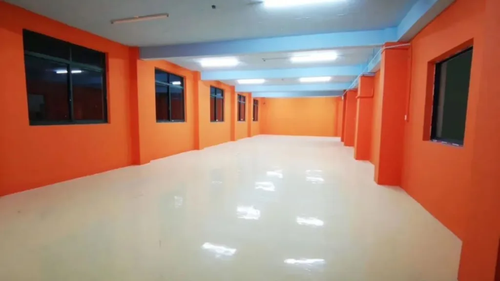 Buddy Dog spans about 600 square meters